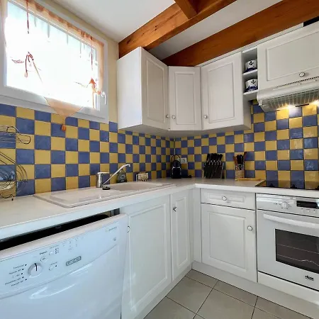 Maison Bord De A St-denis-d'oleron, 6 Pers, 3 Ch, Terrasse, Velos, A 2 Pas - Fr-1-246a-230 *