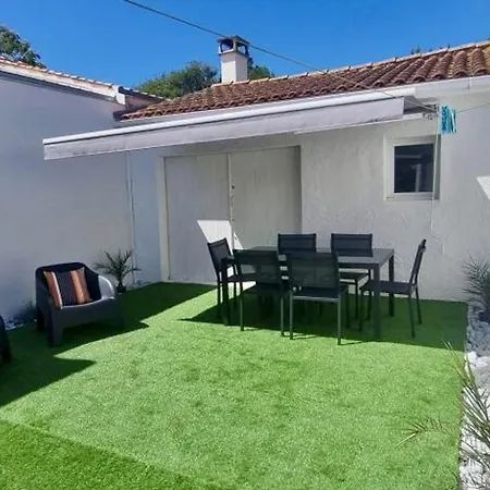 Holiday home Maison Bord De A St-denis-d'oleron, 6 Pers, 3 Ch, Terrasse, Velos, A 2 Pas - Fr-1-246a-230 *
